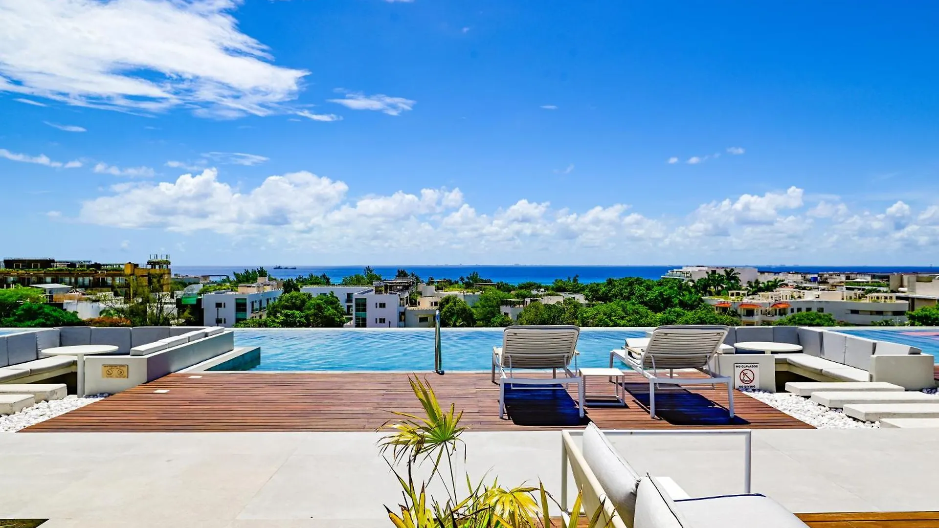 Aloft Playa Del Carmen Hotel